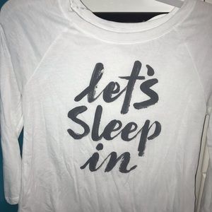 White 3/4 long sleeve top